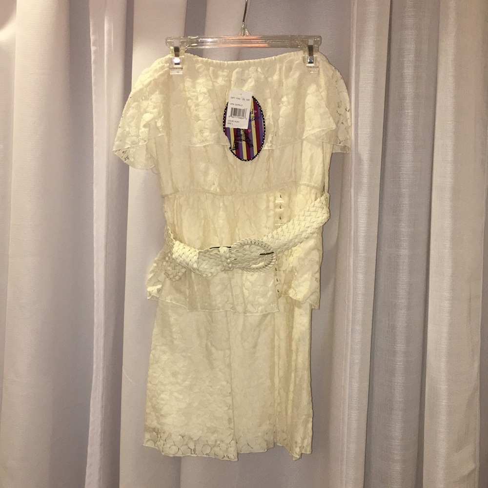 Sleeveless Lace Mini Dress